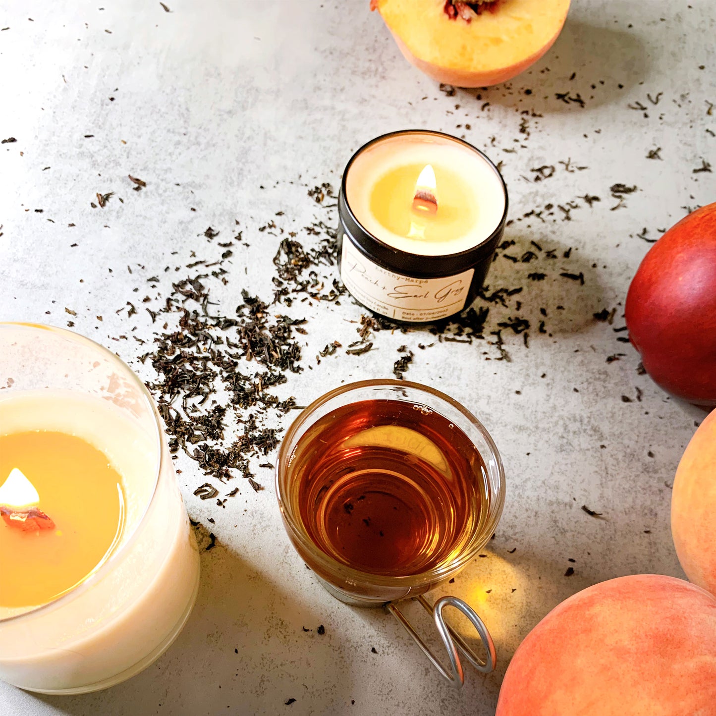 Peach Earl Grey Crackling Wooden Wick Candle | Glass Jar