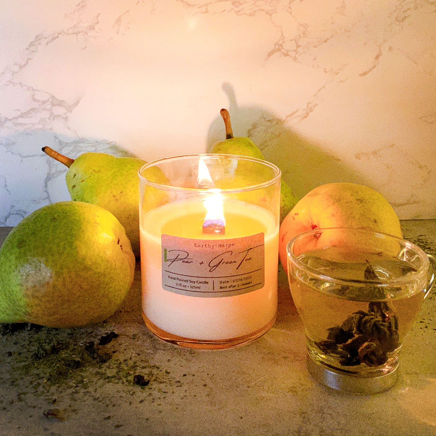Pear Green Tea Crackling Wooden Wick Soy Candle | Glass Jar